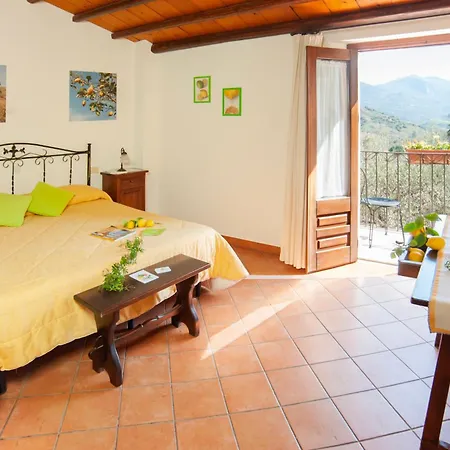 Azienda Agrituristica Bergi Farm stay Castelbuono (Sicily)