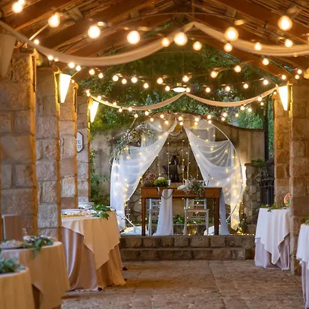 مزرعة للإقامة Azienda Agrituristica Bergi *