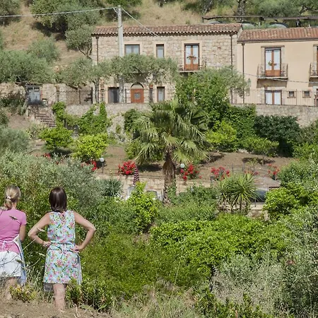 Farm stay Azienda Agrituristica Bergi Castelbuono (Sicily)